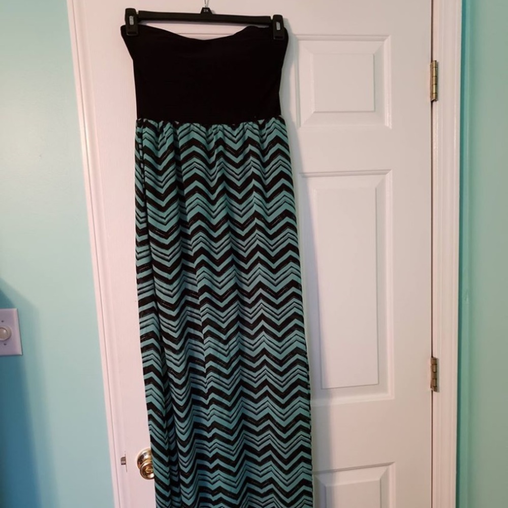 Blue chevron maxi dress